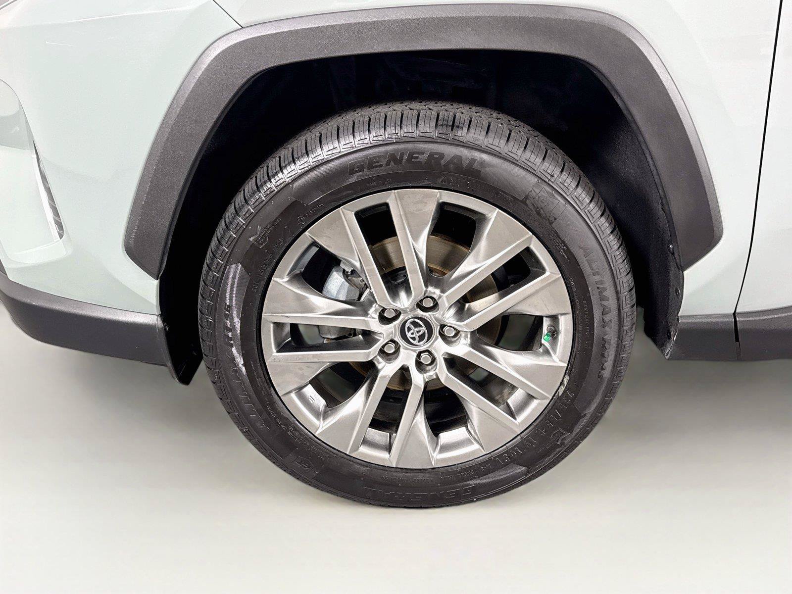 Certified 2021 Toyota RAV4 XLE Premium FWD image 45