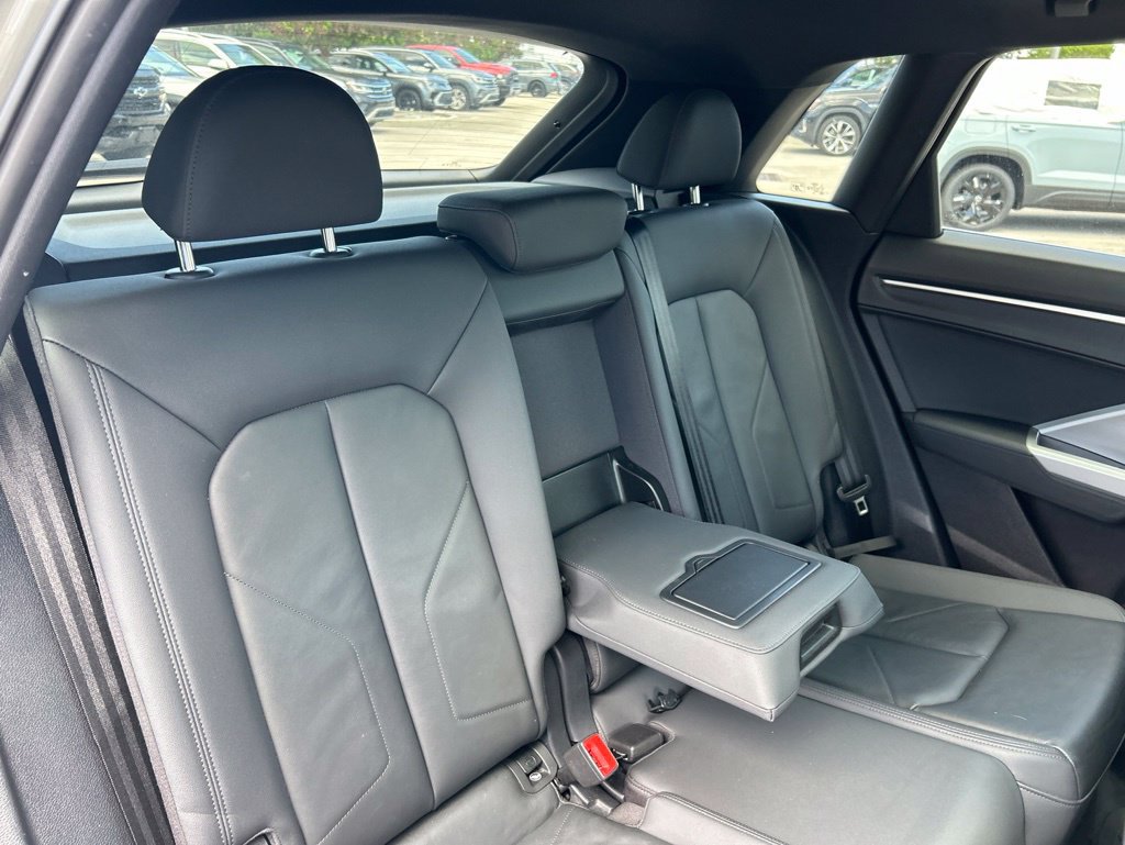 Used 2020 Audi Q3 2.0T Premium w/ Convenience Package AWD/4WD image 46