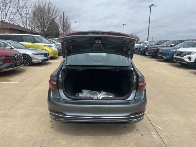 New 2026 Volkswagen Jetta SEL FWD image 10