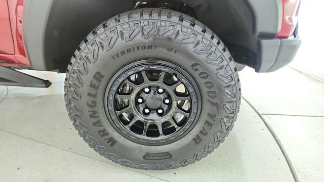 Used 2024 GMC Canyon AT4X w/ AT4X AEV Edition AWD/4WD image 60