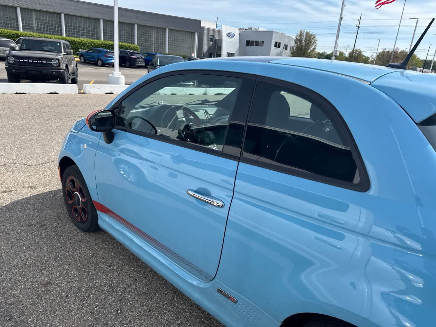 Used 2015 FIAT 500 e w/ Esport Package FWD image 12