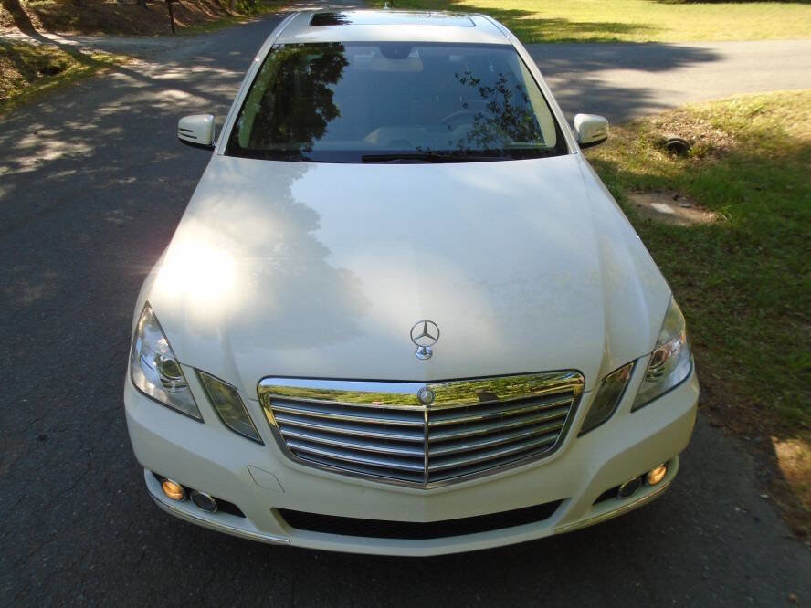 Used 2011 Mercedes-Benz E 350 Sedan image 2