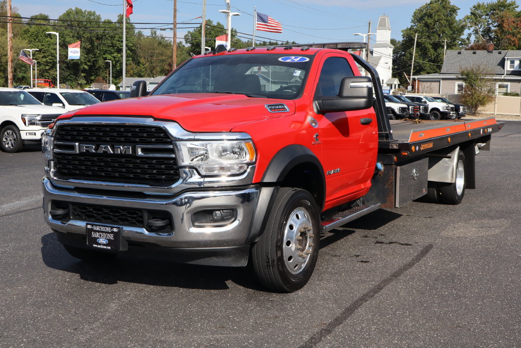 Used 2024 RAM 5500 SLT w/ Quick Order Package 2YG SLT RWD image 11