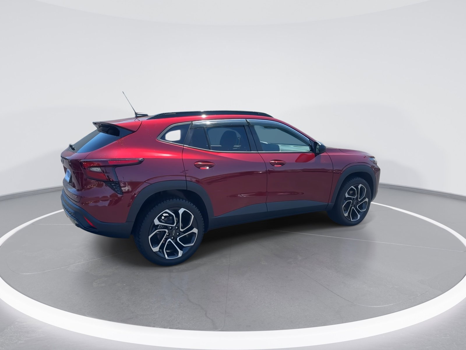 Used 2025 Chevrolet Trax RS w/ Driver Confidence Package image 9