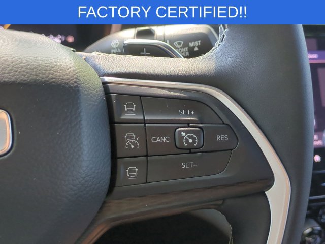 Certified 2024 Jeep Grand Cherokee L Laredo RWD image 21