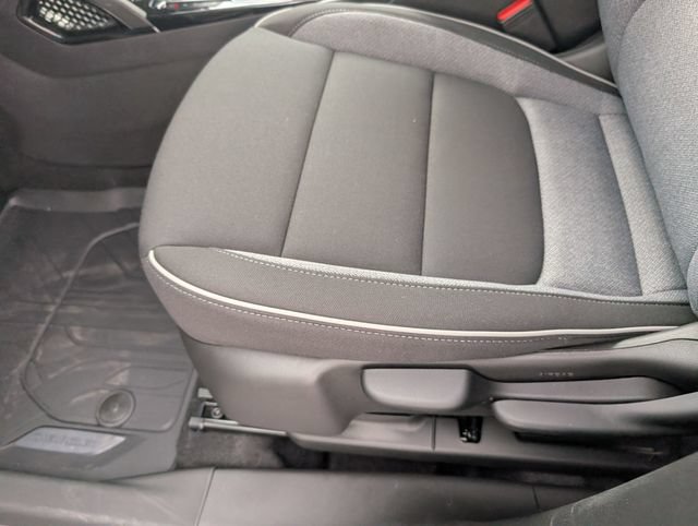 New 2026 Chevrolet TrailBlazer LT w/ LT Cold Weather Package FWD image 20