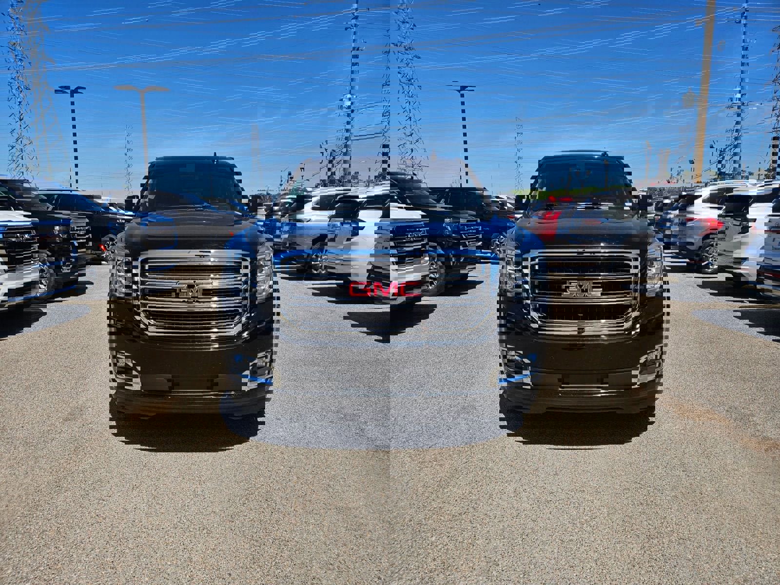 Used 2019 GMC Yukon XL SLT w/ Open Road Package image 9