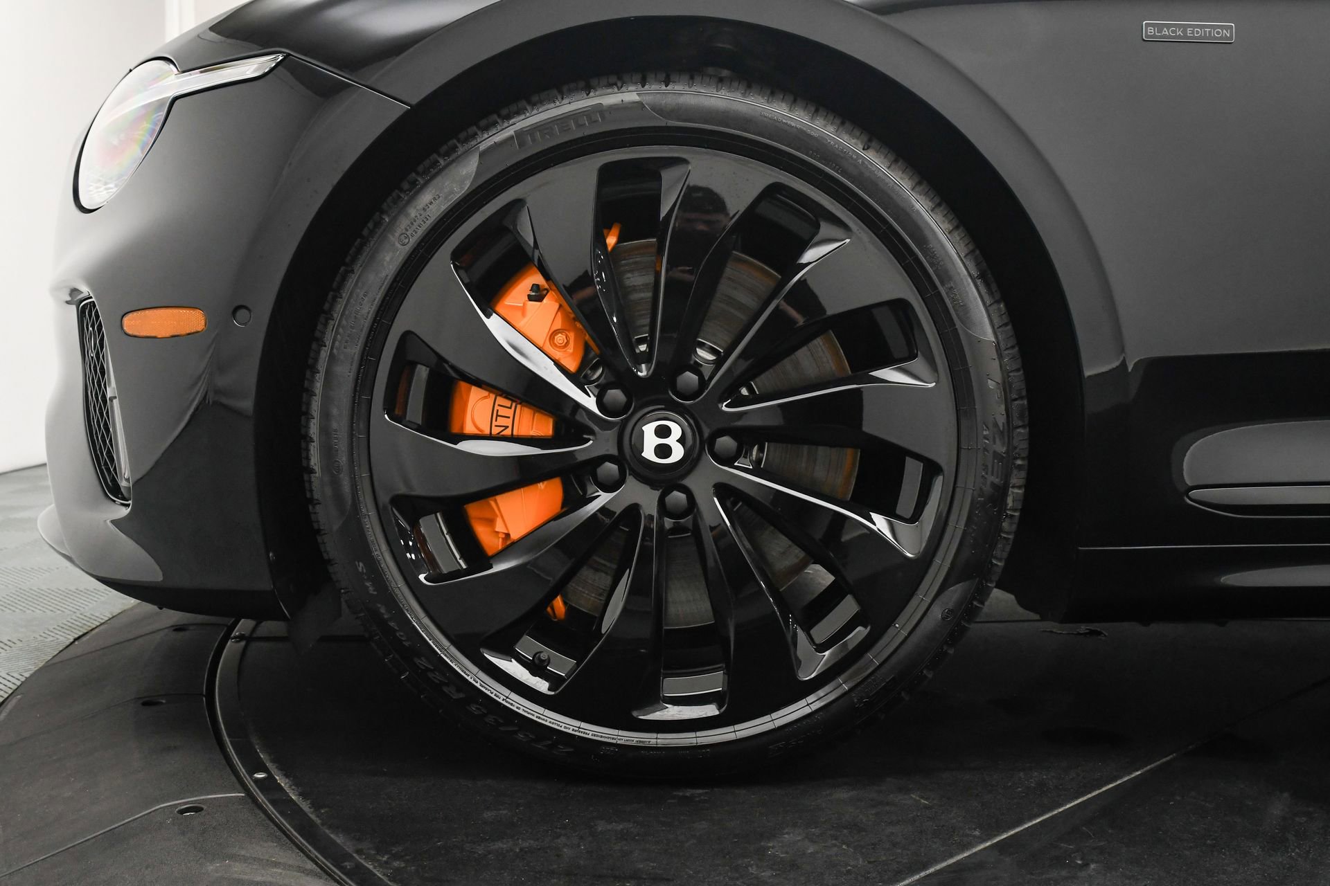 New 2025 Bentley Continental GTC image 6