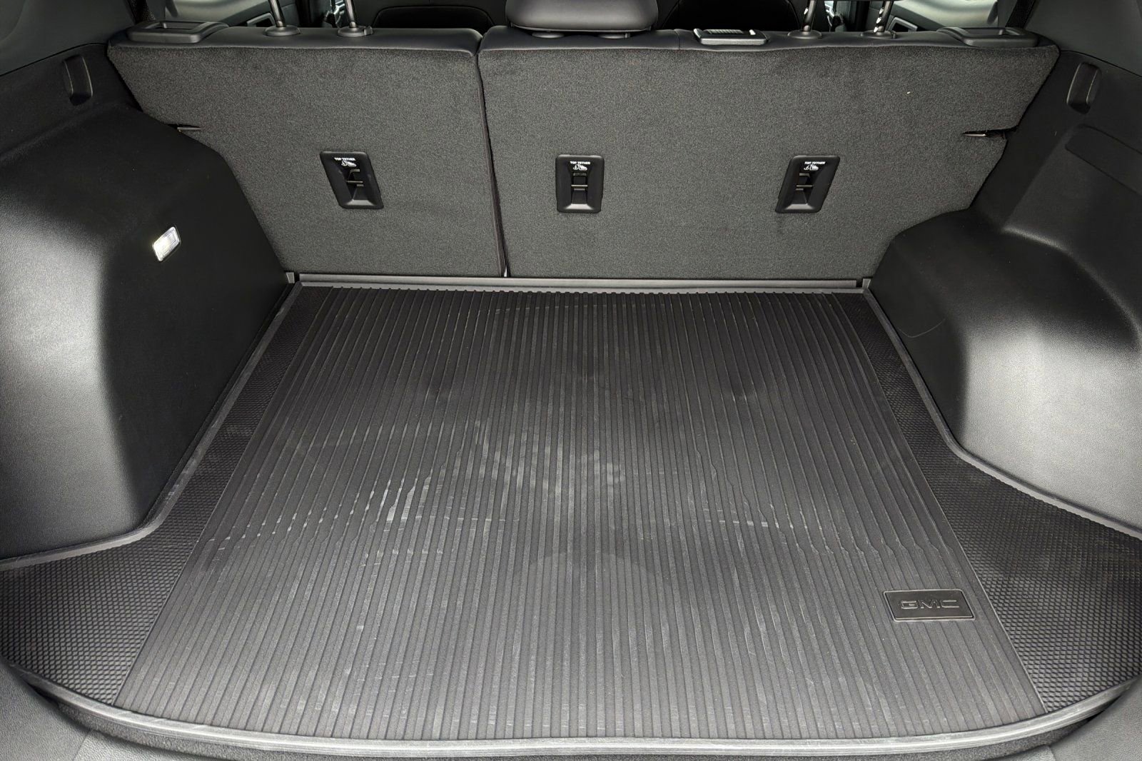 New 2026 GMC Terrain Elevation w/ Elevation Premium Package AWD/4WD image 15