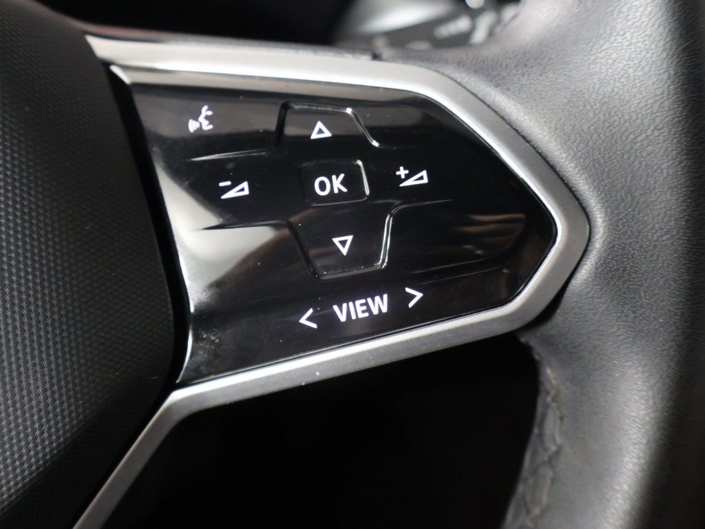 Used 2023 Volkswagen ID.4 Pro image 38