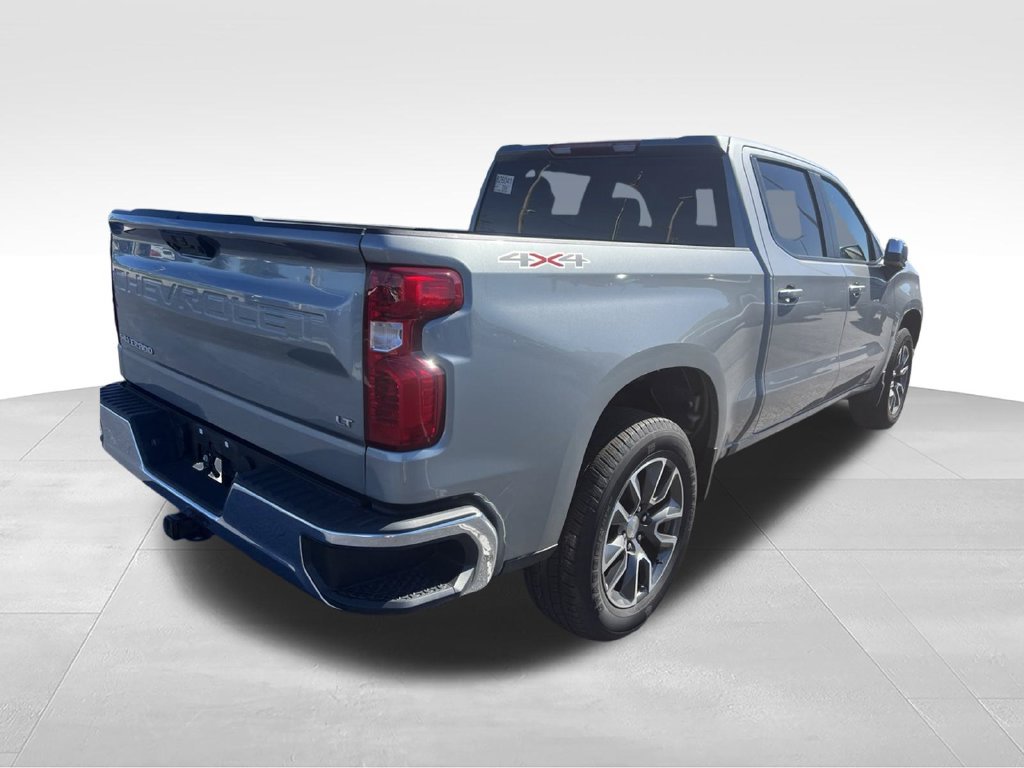 Used 2024 Chevrolet Silverado 1500 LT AWD/4WD image 11