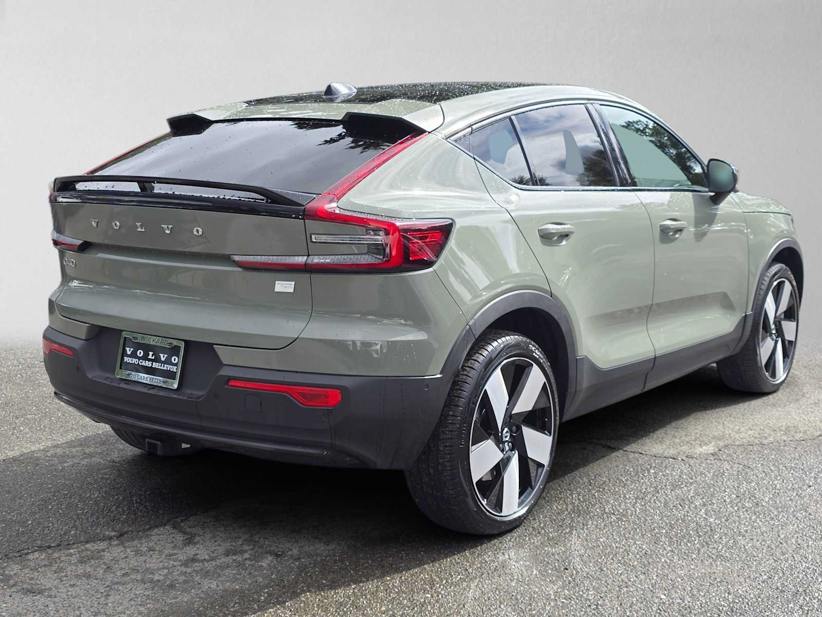 Certified 2023 Volvo C40 P8 Recharge Ultimate w/ Protection Package Premier AWD/4WD image 4