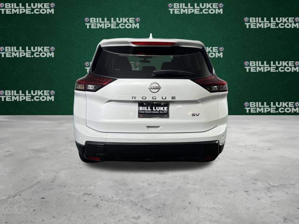 Used 2024 Nissan Rogue SV image 6