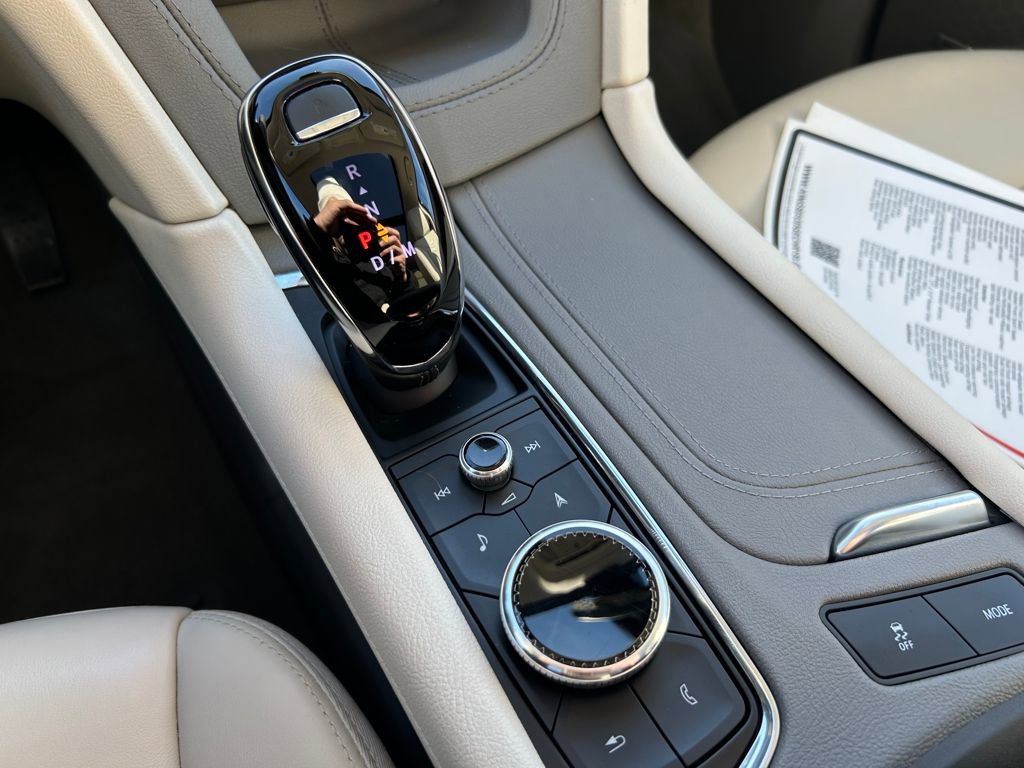 Used 2023 Cadillac XT5 Premium Luxury w/ LPO, Floor Liner Package image 17