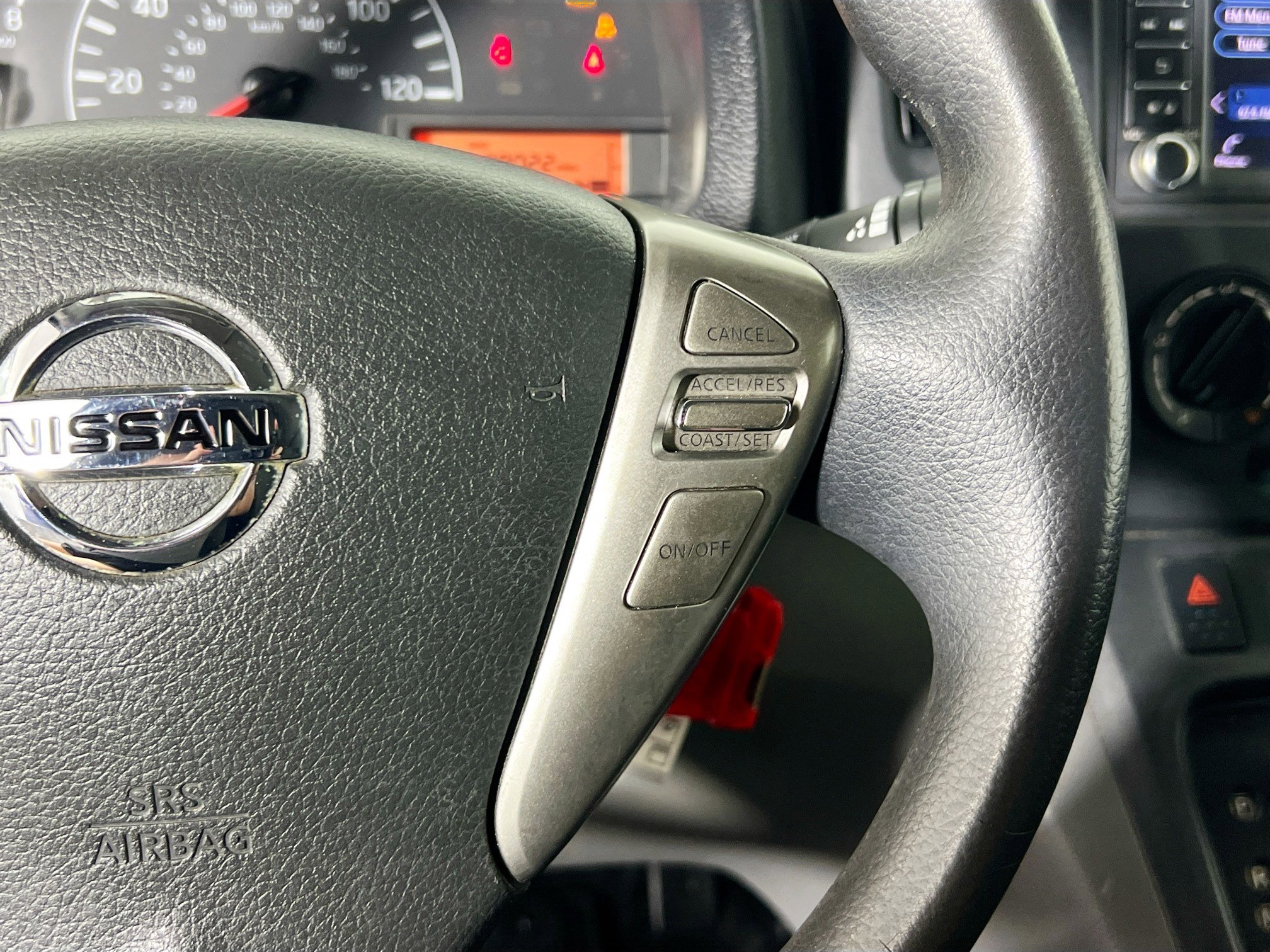 Used 2020 Nissan NV200 S FWD image 18