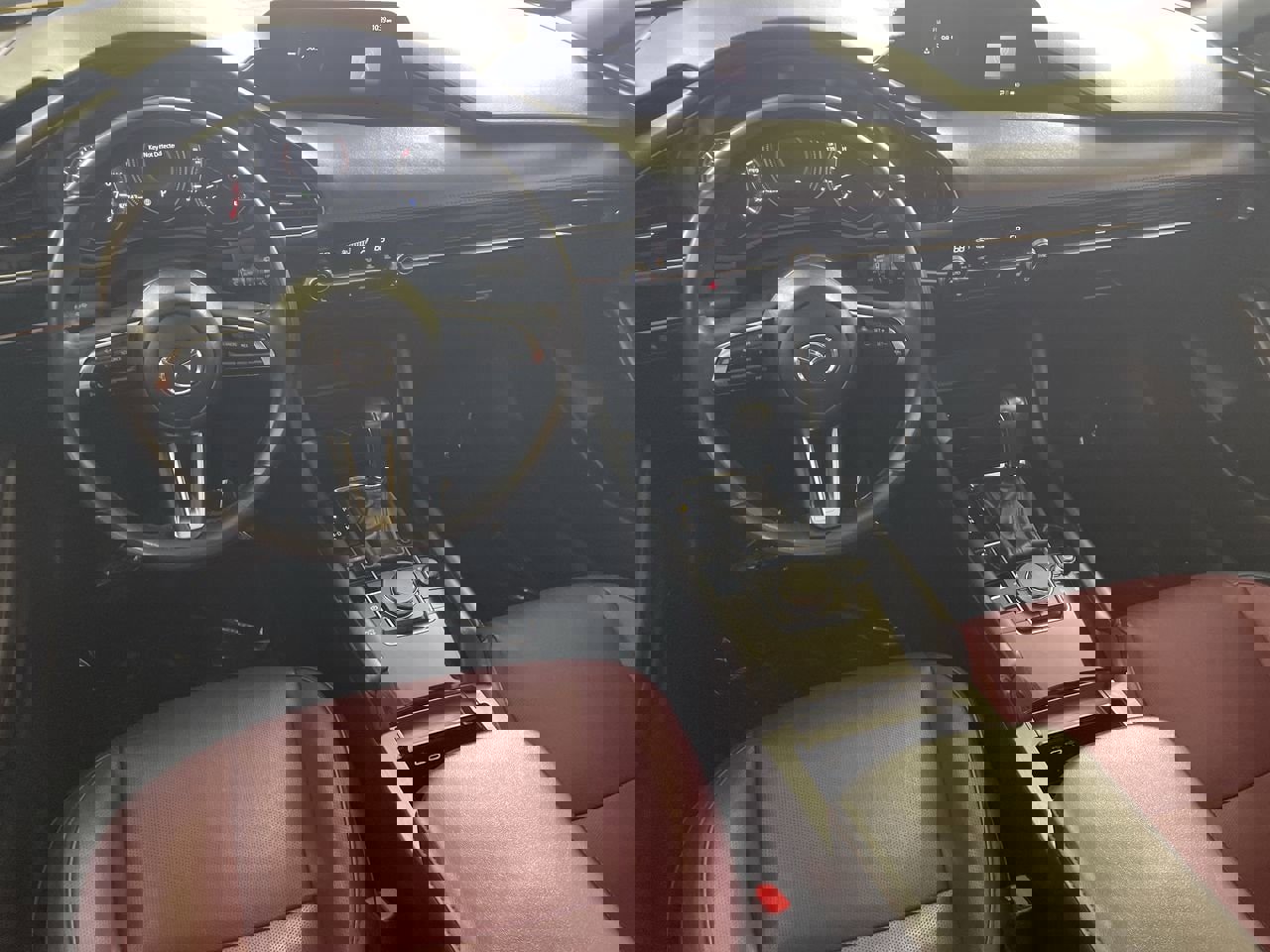 Used 2024 MAZDA MAZDA3 s image 22