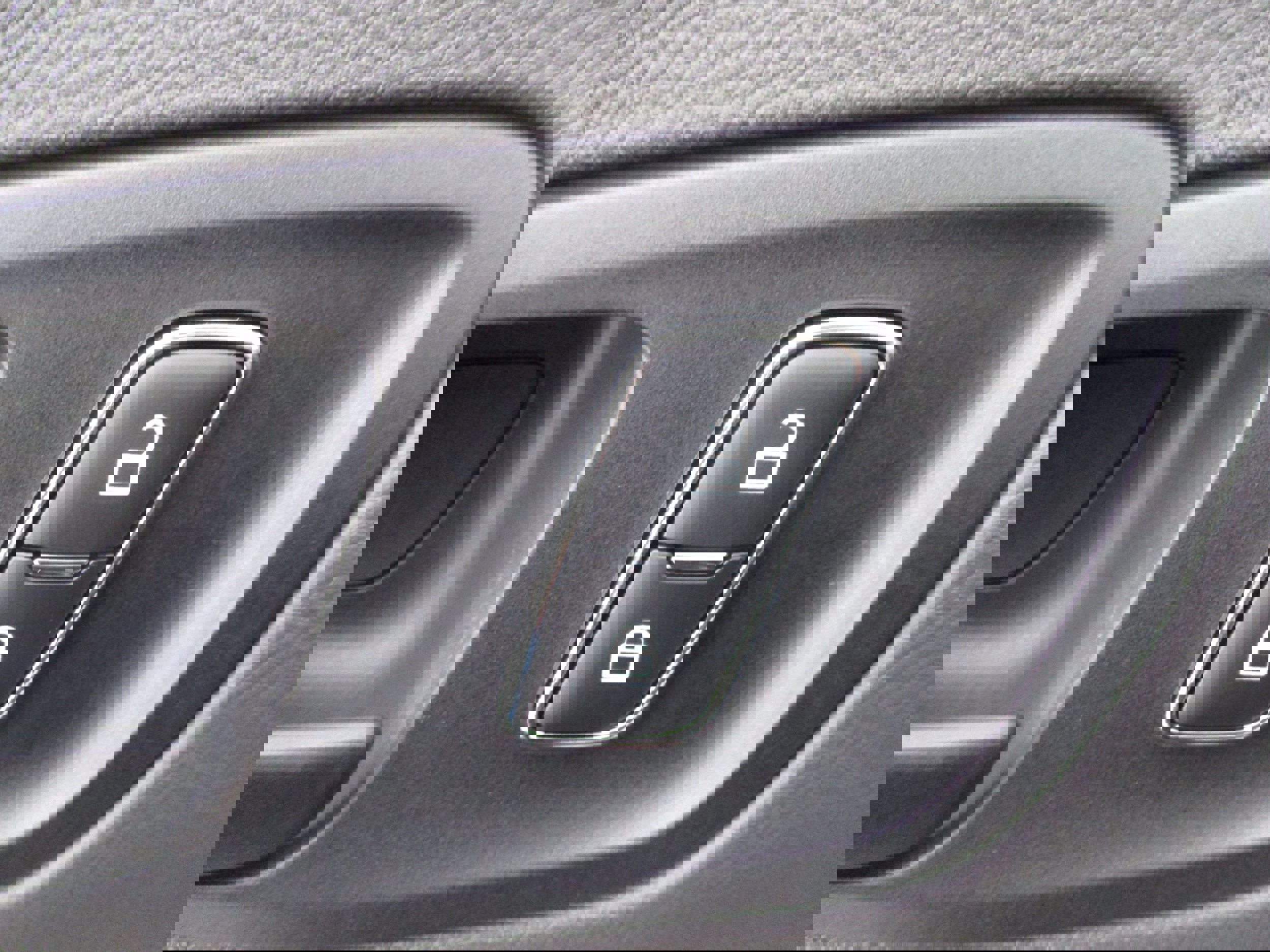 New 2026 Ford Transit 250 148 Medium Roof image 28