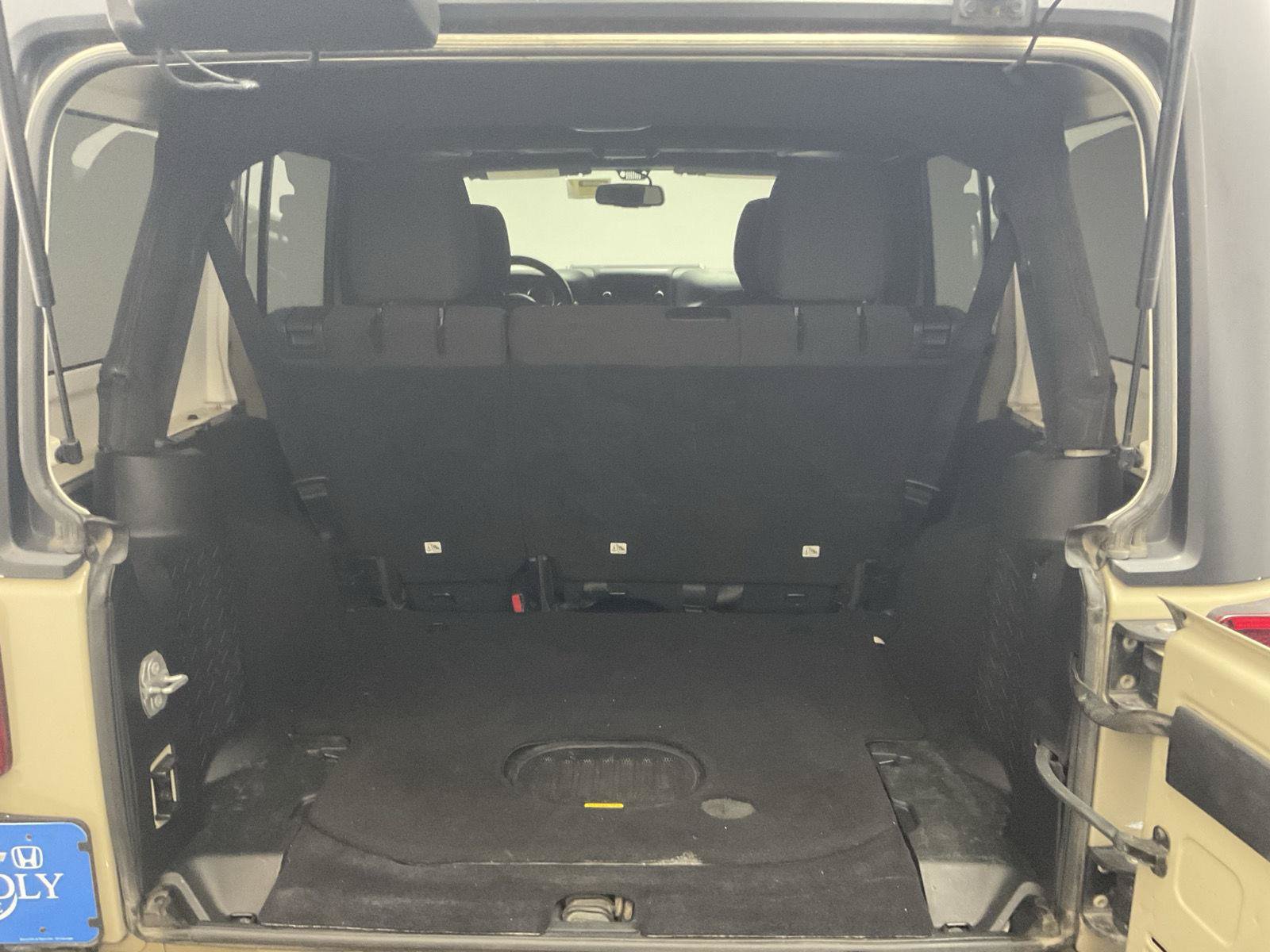 Used 2018 Jeep Wrangler Unlimited Sport S AWD/4WD image 27