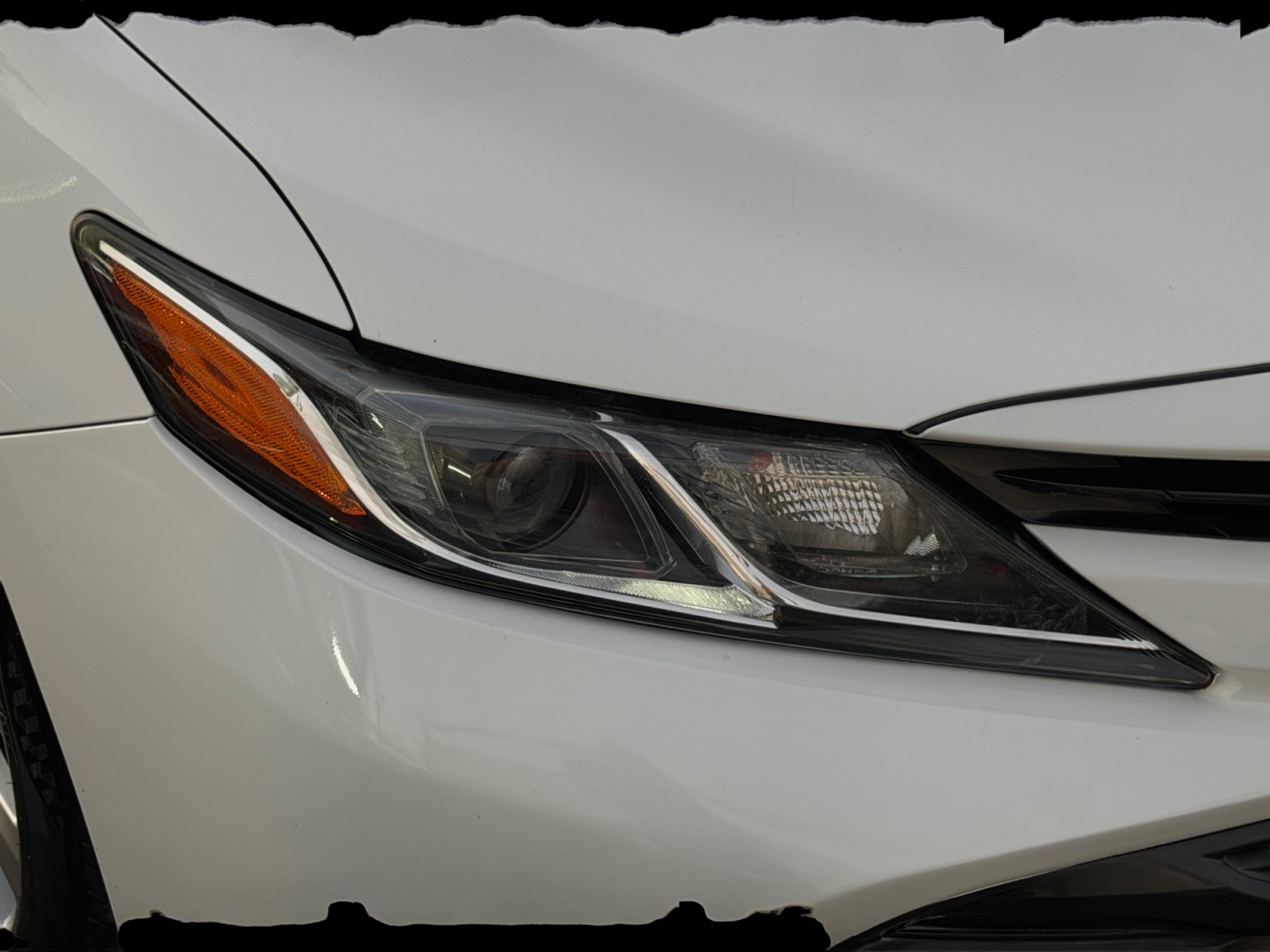 Used 2018 Toyota Camry LE FWD image 29