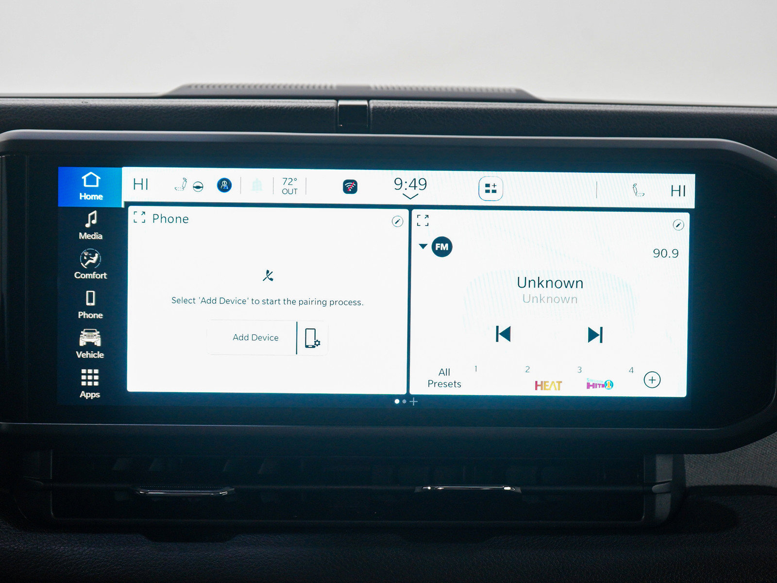 Used 2024 Jeep Wrangler Willys AWD/4WD image 17