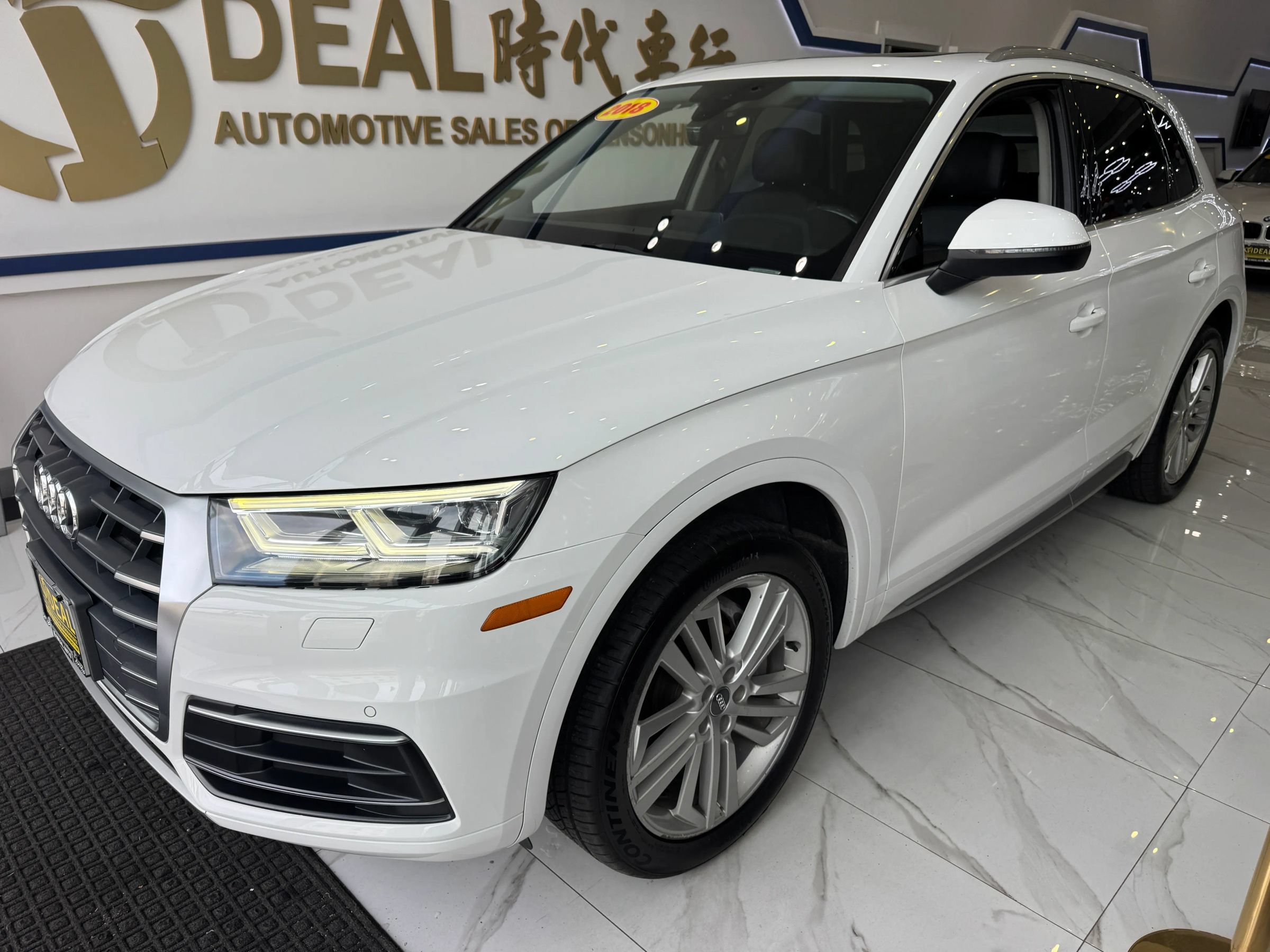 Used 2018 Audi Q5 2.0T Premium Plus w/ Premium Plus Package AWD/4WD image 4