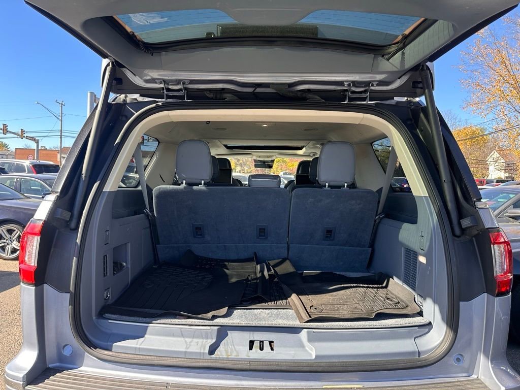 Used 2019 Lincoln Navigator L Black Label w/ Cargo Package AWD/4WD image 14