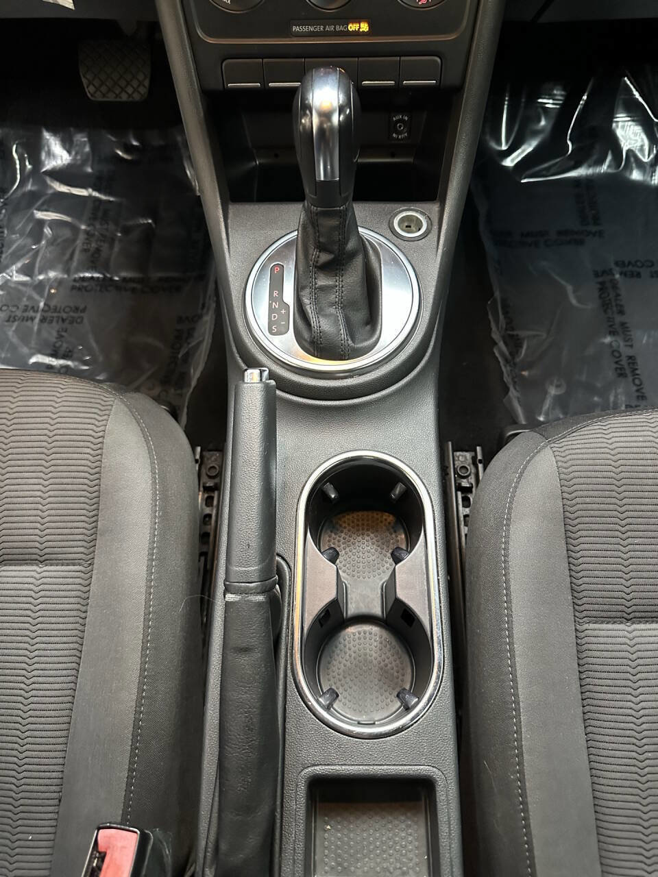 Used 2012 Volkswagen Beetle 2.5 image 22