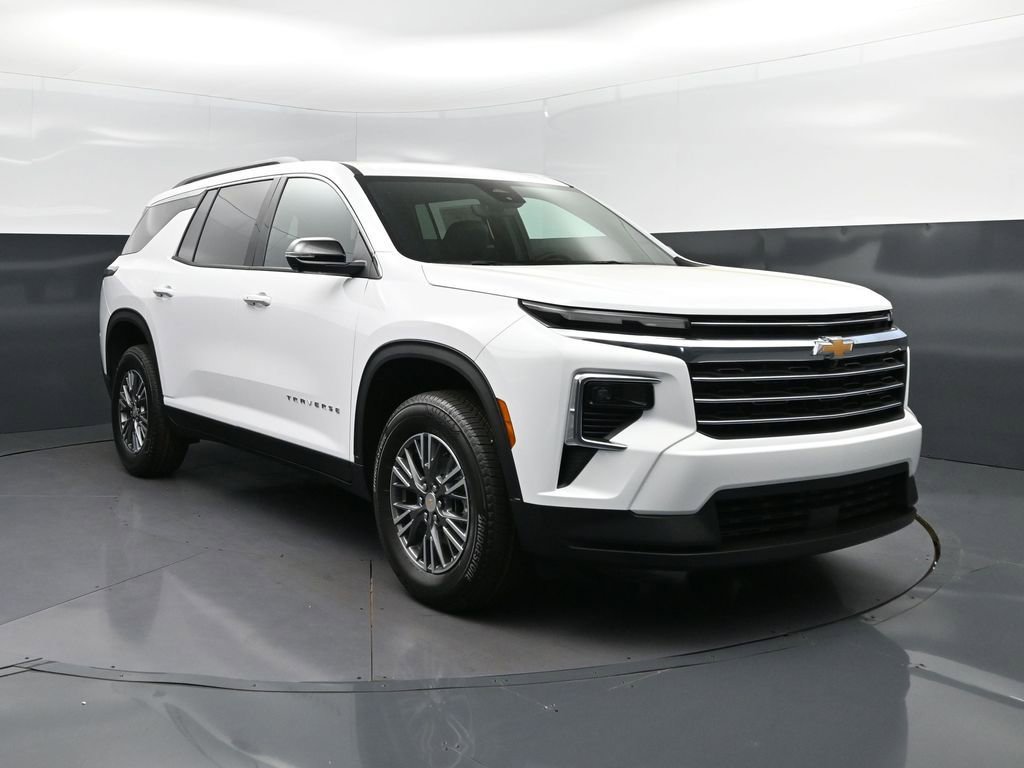 New 2026 Chevrolet Traverse LT w/ Driver Confidence Package FWD image 9