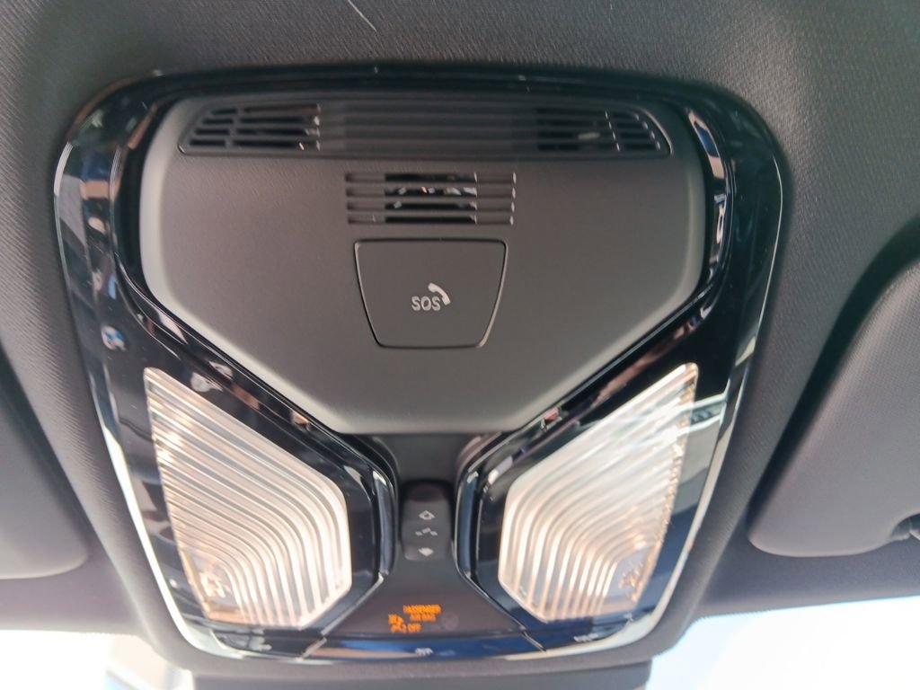 New 2026 BMW X5 xDrive40i w/ Climate Comfort Package image 21