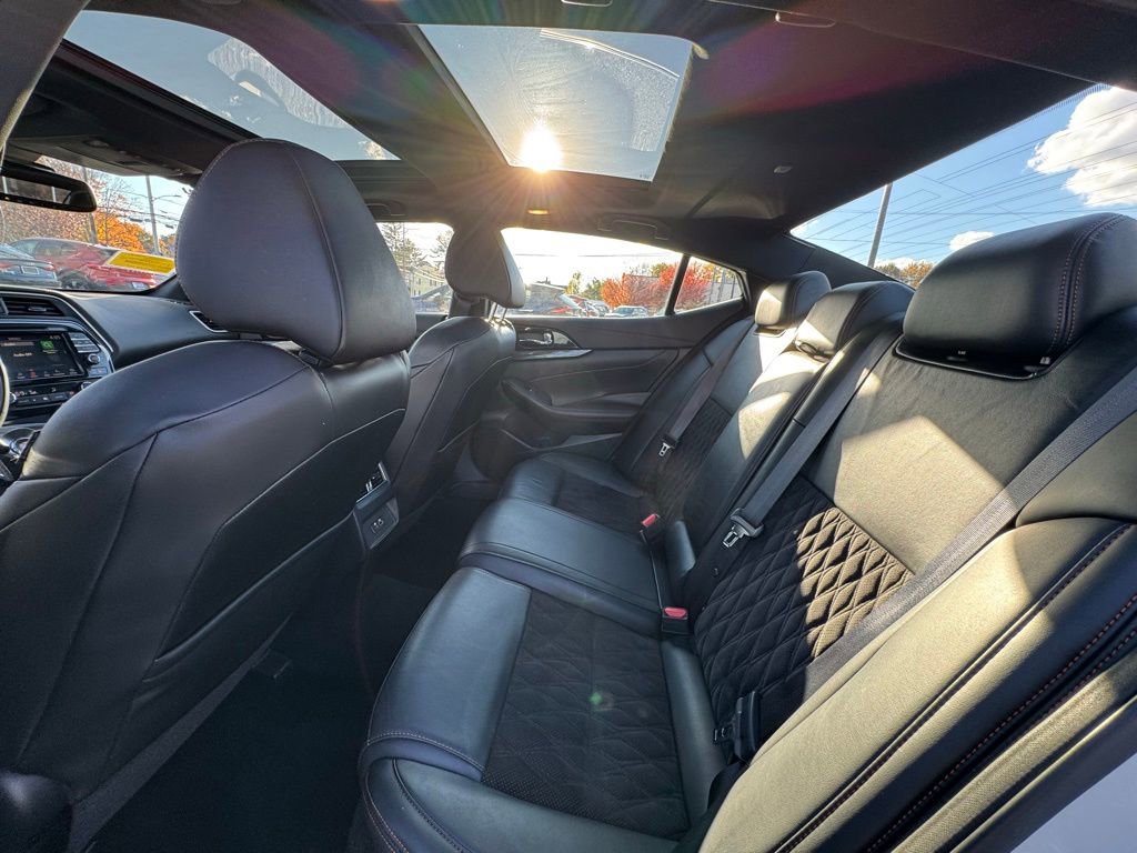Used 2020 Nissan Maxima SR image 17