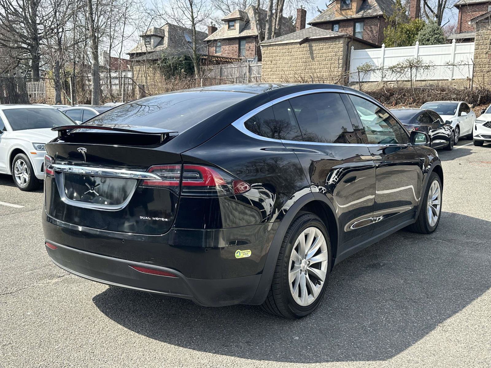 Used 2020 Tesla Model X Long Range image 3