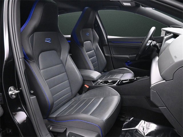 Used 2024 Volkswagen Golf R image 22