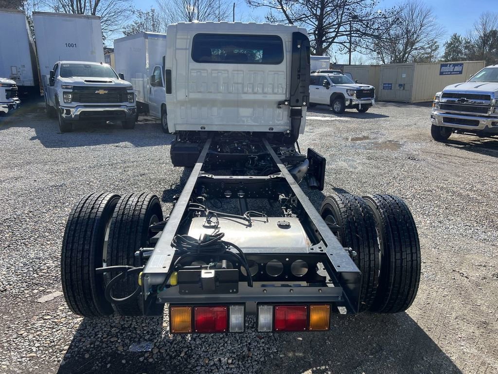 New 2025 Chevrolet Low Cab Forward 5500XD image 2