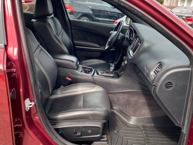 Used 2018 Dodge Charger GT image 17