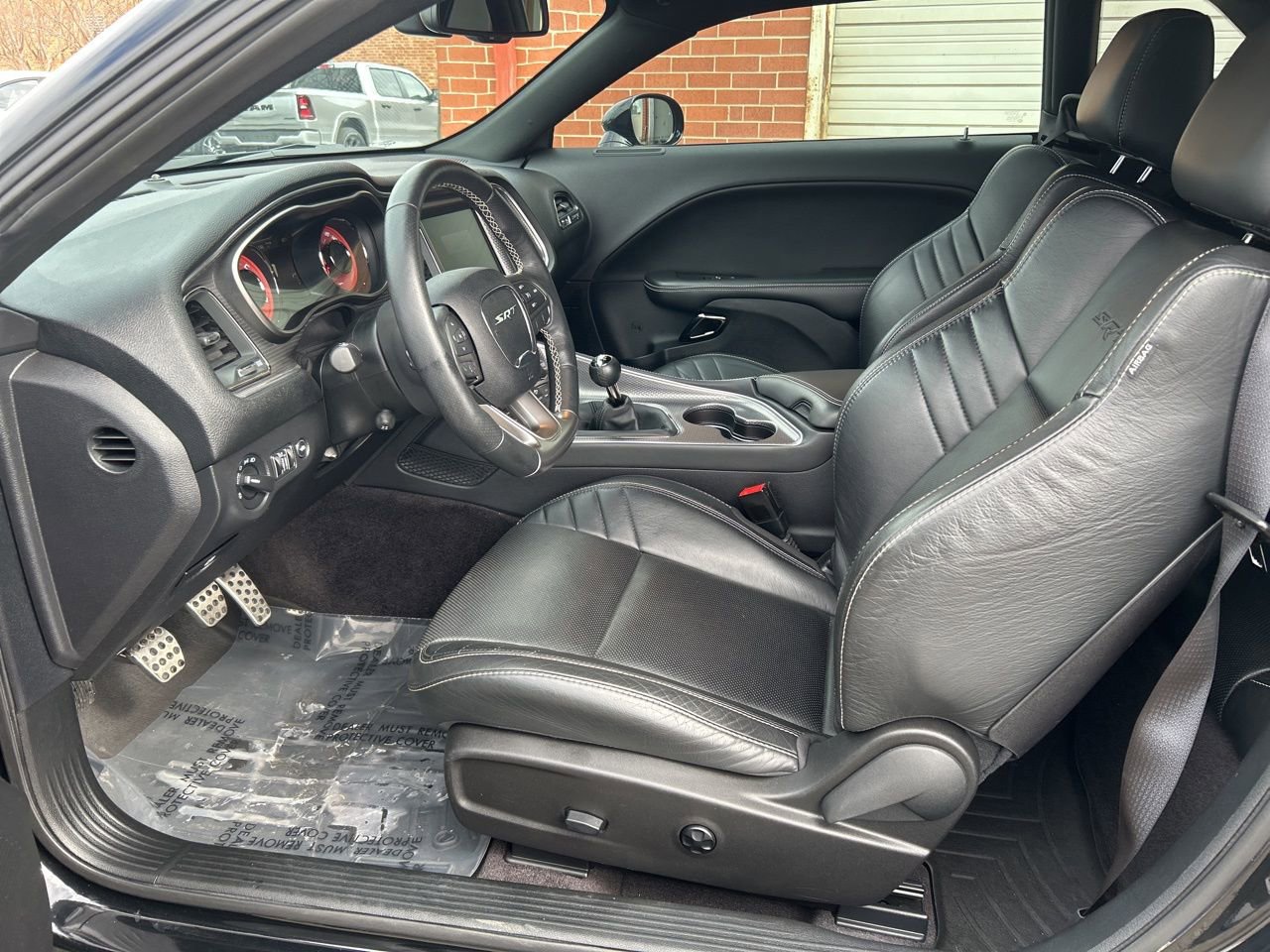 Used 2016 Dodge Challenger SRT Hellcat image 21