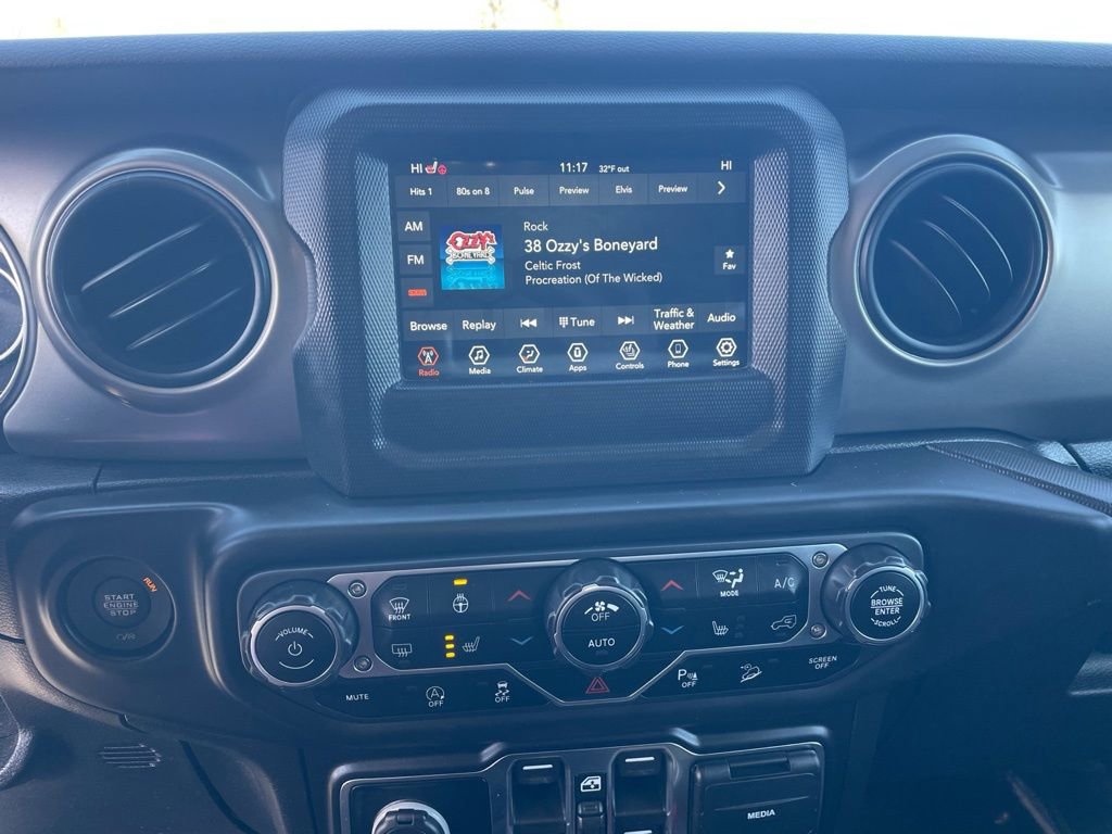 Used 2020 Jeep Wrangler Unlimited Sport image 23