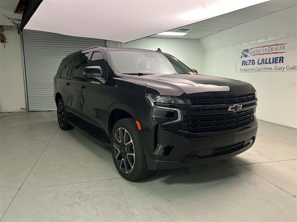Certified 2024 Chevrolet Suburban RST w/ Luxury Package image 1