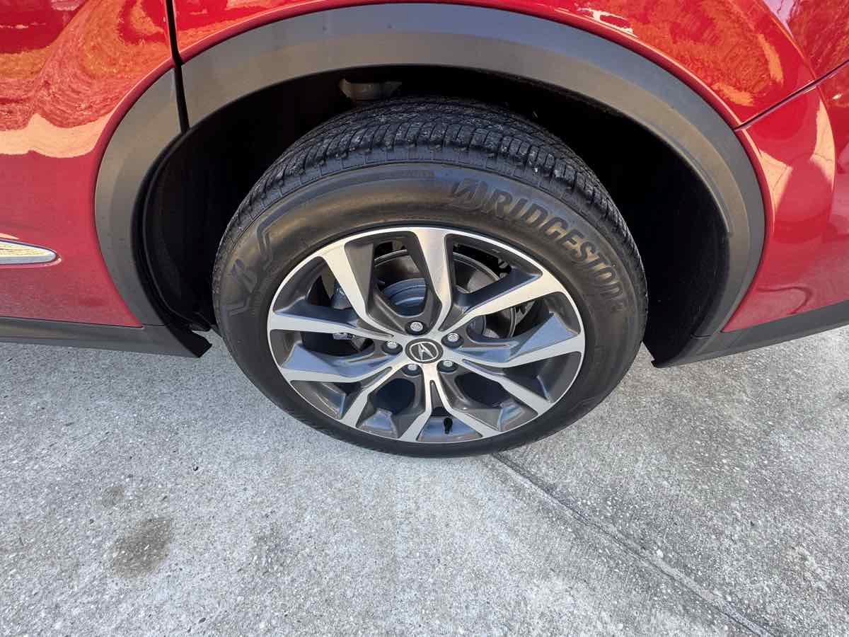 Used 2023 Acura MDX w/ Technology Package FWD image 29