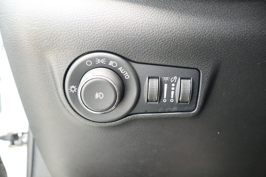Used 2024 Jeep Compass Limited AWD/4WD image 33