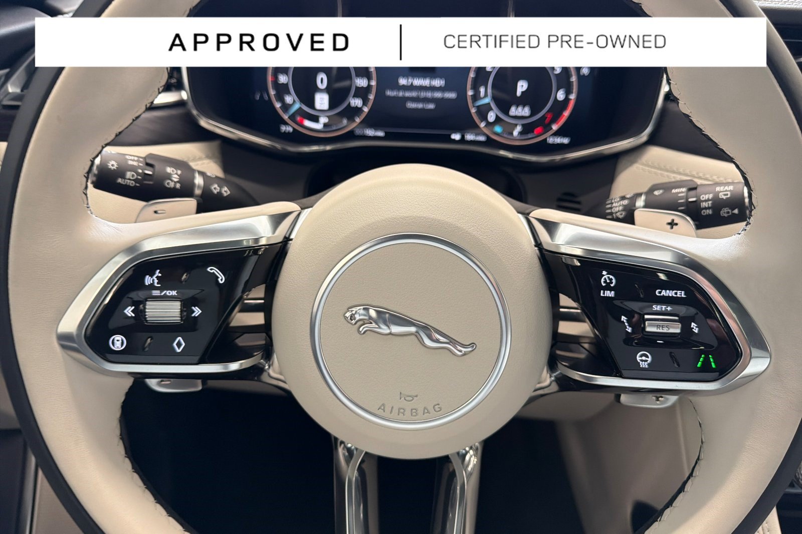 Used 2025 Jaguar F-PACE R-Dynamic S AWD/4WD image 11