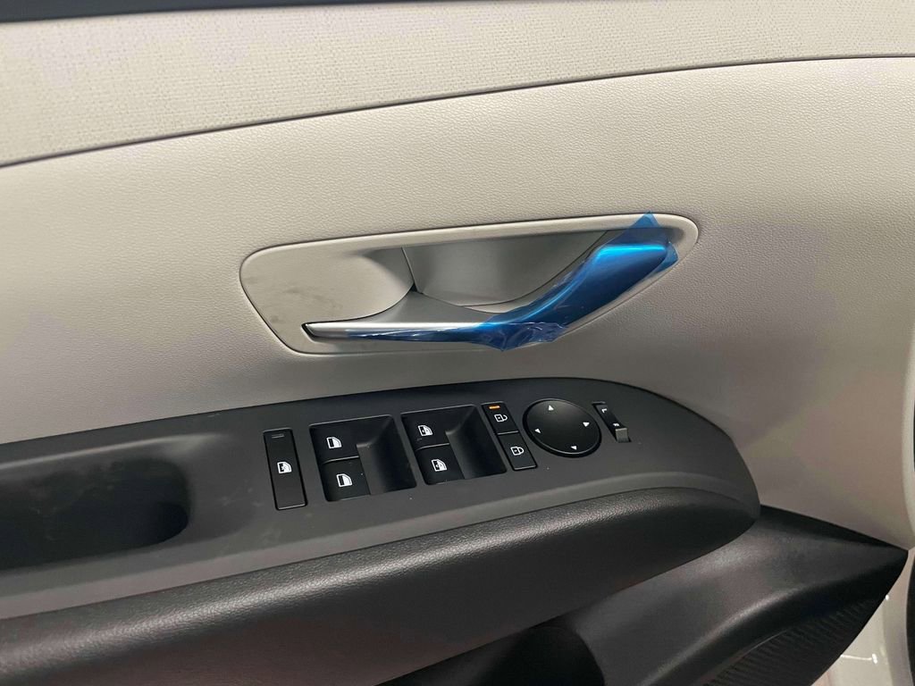 New 2026 Hyundai Tucson SEL image 17