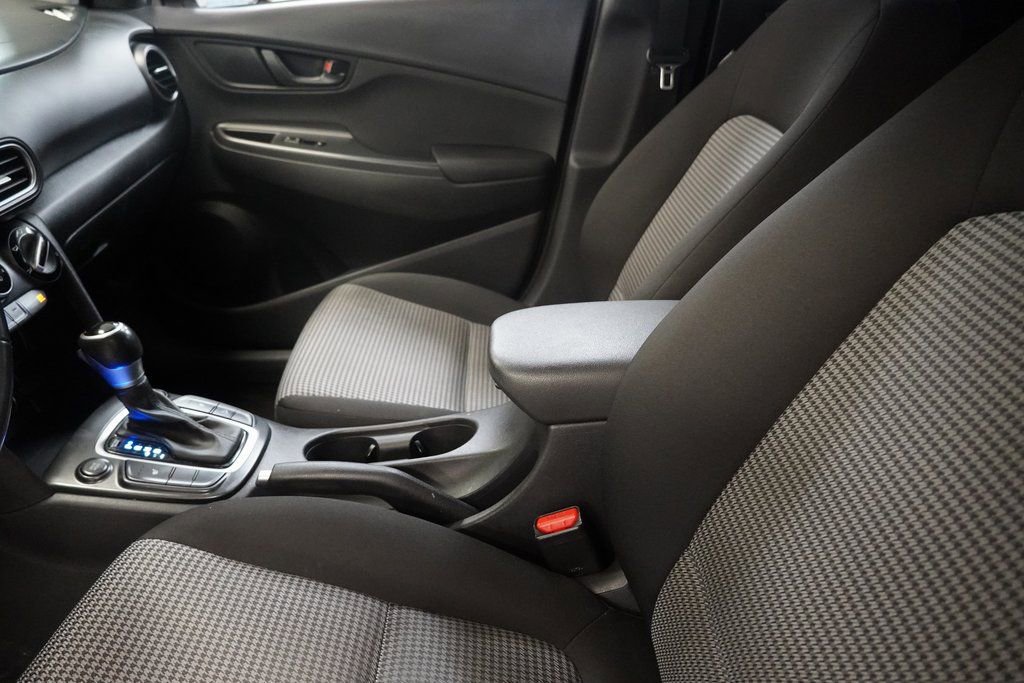 Used 2020 Hyundai Kona SEL image 7