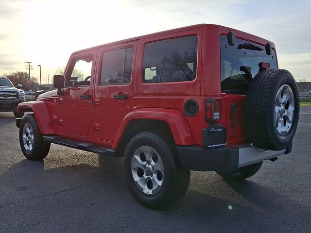 Used 2015 Jeep Wrangler Unlimited Sahara w/ Connectivity Group image 7