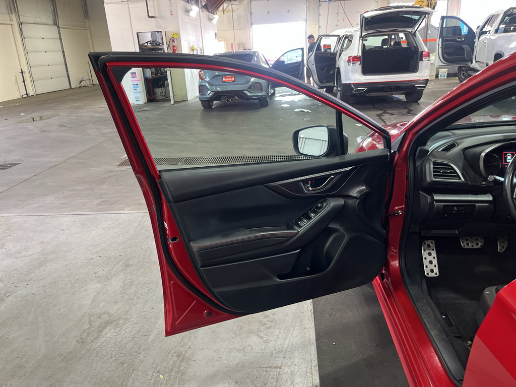 Used 2018 Subaru Impreza 2.0i Sport w/ Popular Package #2 AWD/4WD image 18