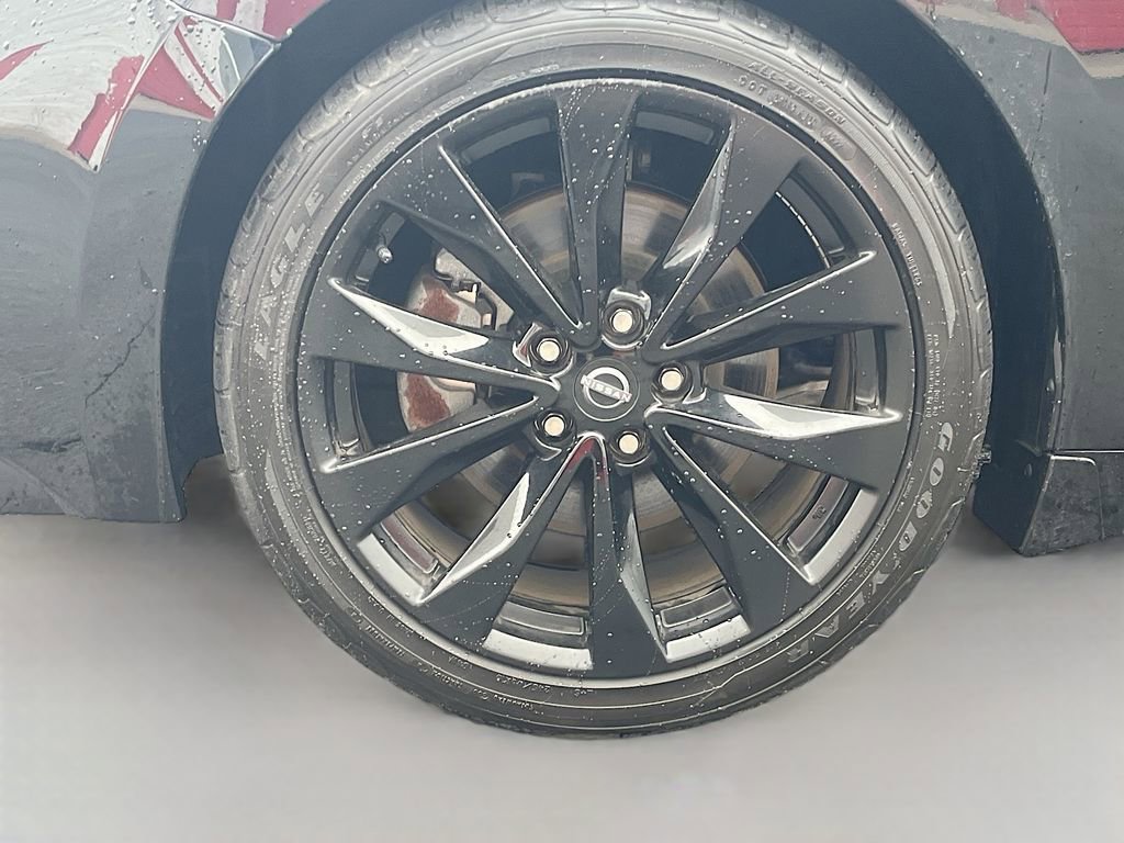 Used 2023 Nissan Maxima SR w/ Sport Mat Group image 30