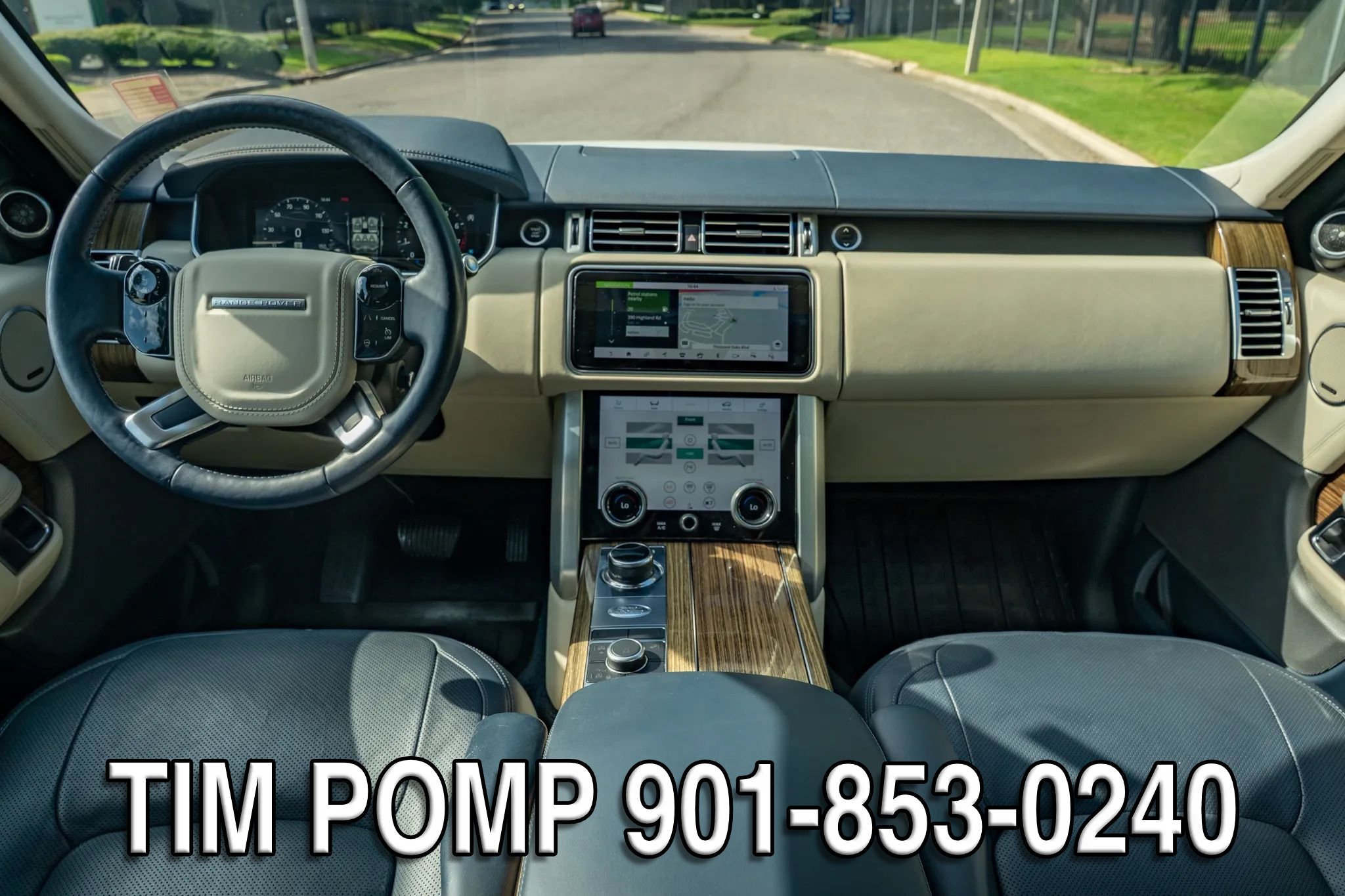 Used 2018 Land Rover Range Rover HSE AWD/4WD image 17