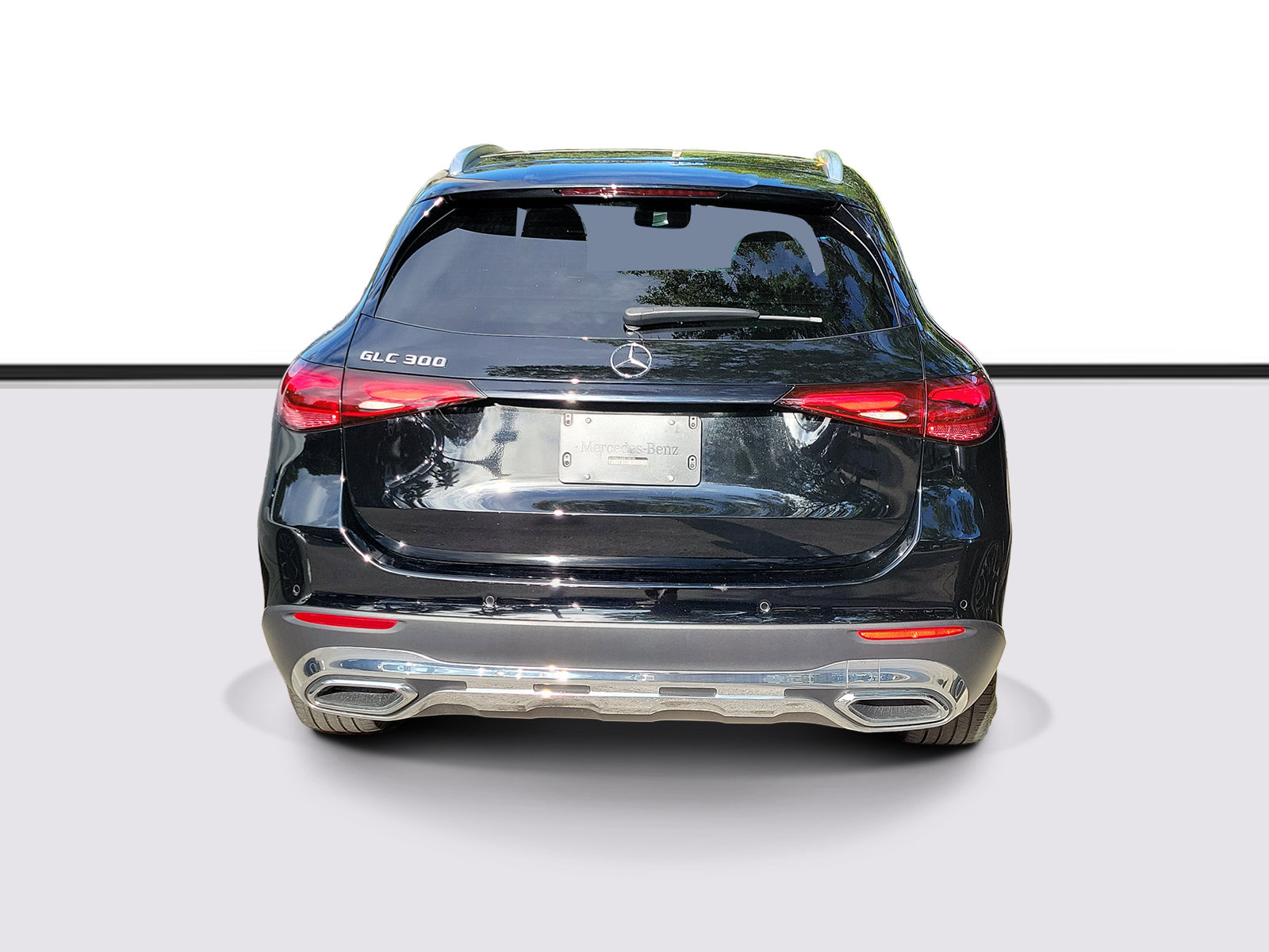 Used 2024 Mercedes-Benz GLC 300 image 4