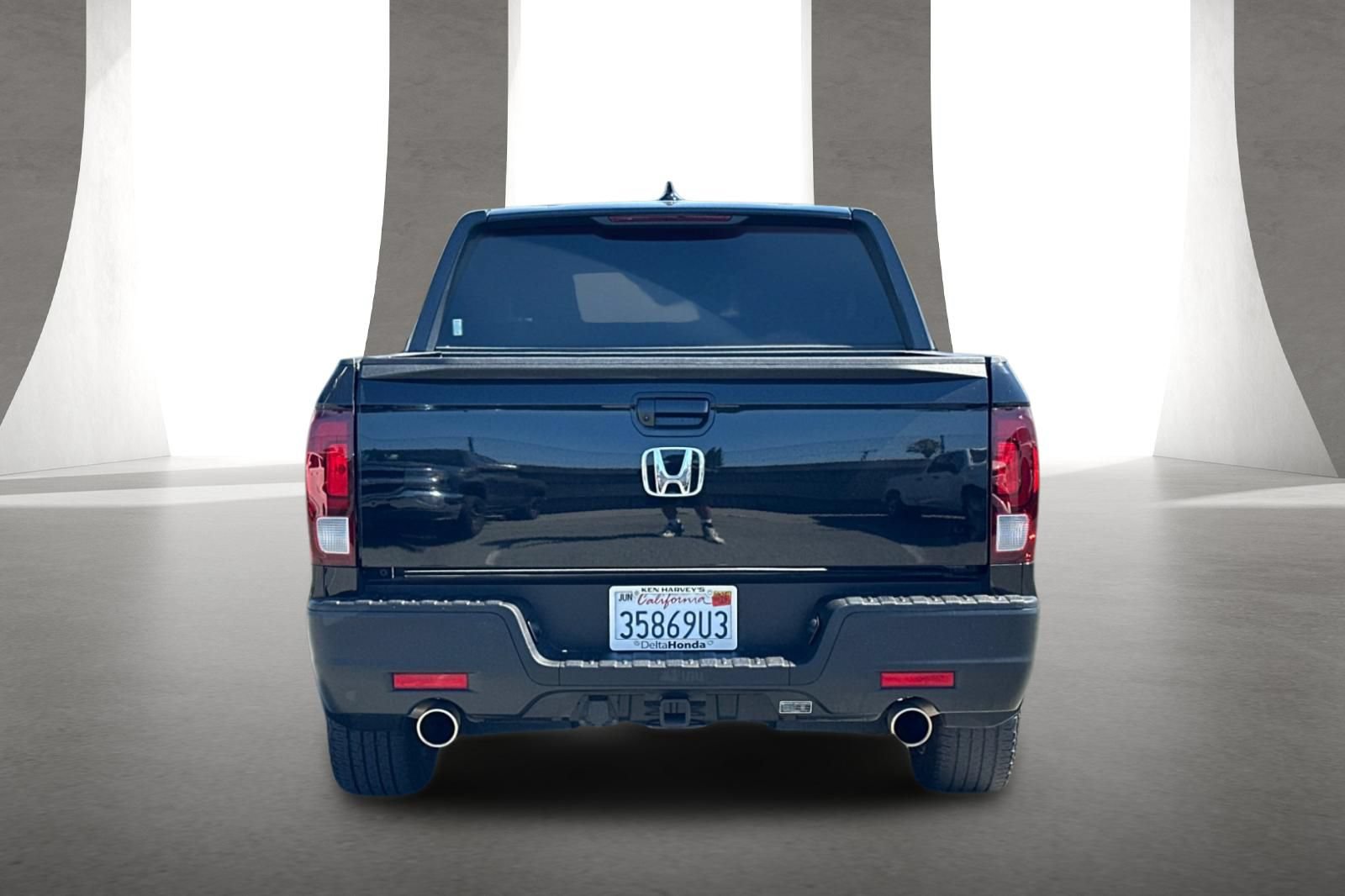 Certified 2023 Honda Ridgeline Sport image 5