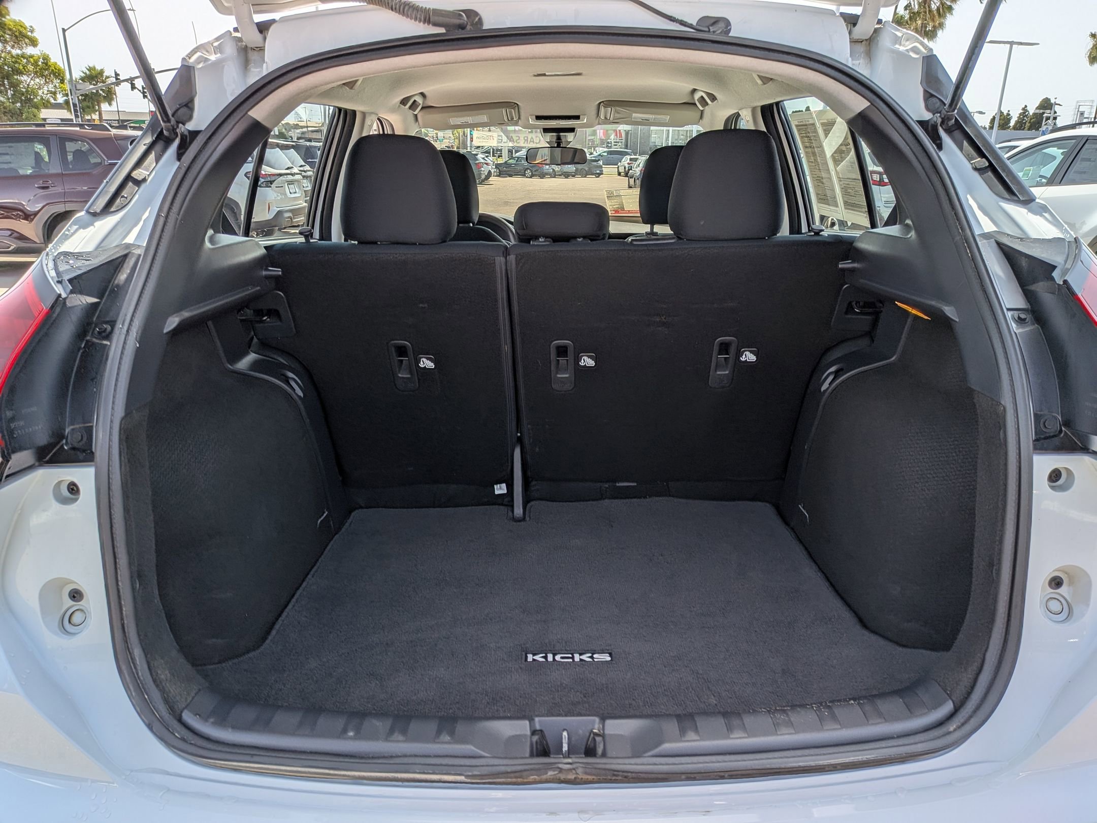 Used 2024 Nissan Kicks S FWD image 29