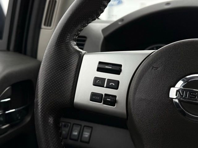 Used 2018 Nissan Frontier PRO-4X image 11